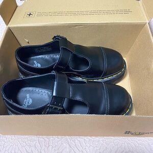 WOMEN BETHAN DR. MARTEN PLATFORM